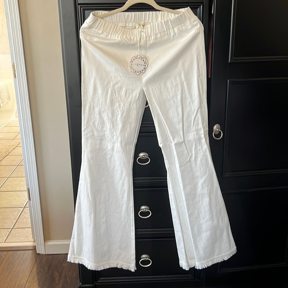 NWT umgee flare cream stretch jeans